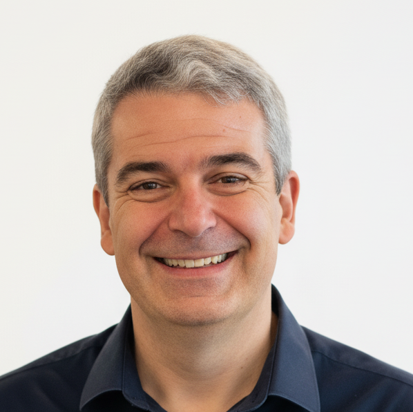 Fabricio Telles, Gerente Executivo de Tecnologia, foto profissional em ambiente corporativo